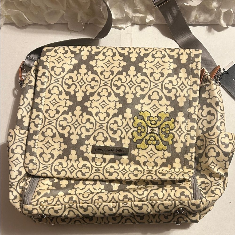 Petunia Pickle Bottom Gray and Cream Baby Bag